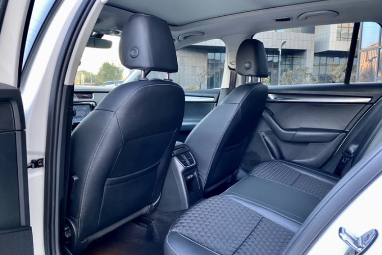 Used Skoda Octavia 2018 Station Wagon TSI280 DSG Luxury Edition
