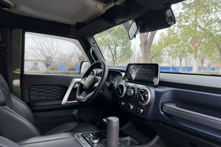 Used BAIC Off-Road BJ40 2020 2.0T Automatic Four-Wheel Drive Urban Hunter Edition Chivalrous Type