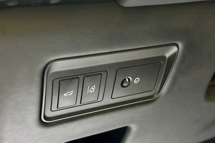 Used Land Rover Discovery 2017 3.0 SC V6 HSE
