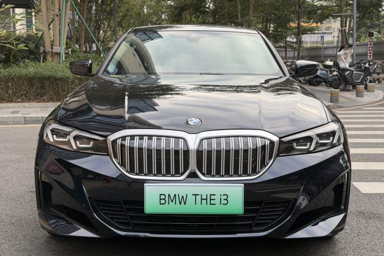 Used BMW i3 2022 eDrive 35 L Exterior 1