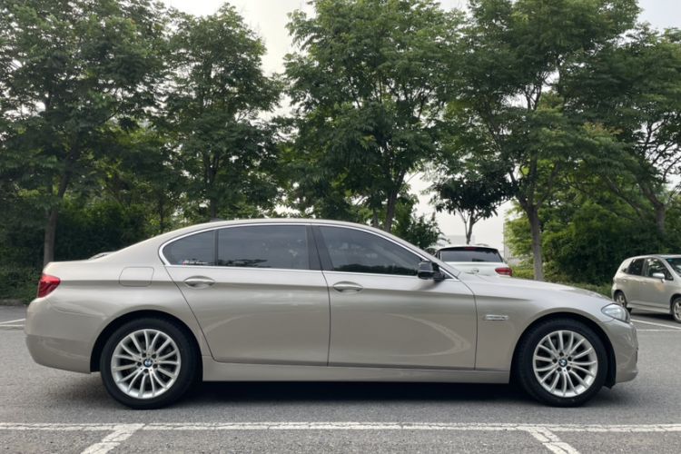 Used BMW 5 Series 2014 525Li Luxury Design Package Exterior 5
