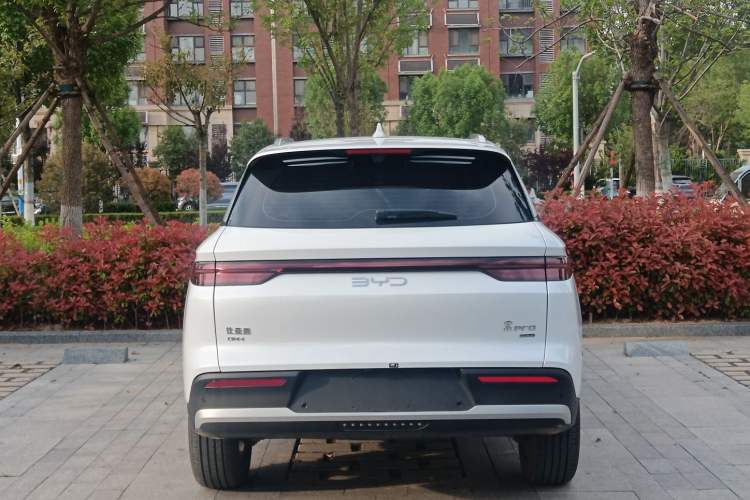 Used BYD Song Pro New Energy 2025 Second-Generation DM-i 75KM Leading Edition Exterior 5