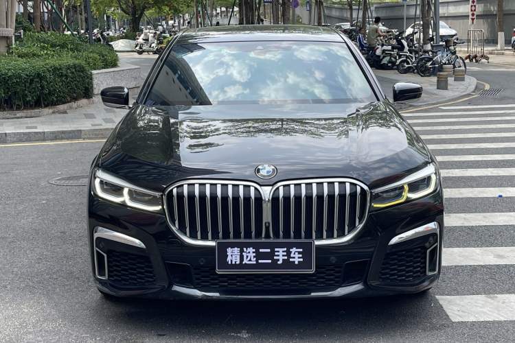 Used BMW 7 Series 2019 Updated 740Li Luxury Version M Sport Package Exterior 1