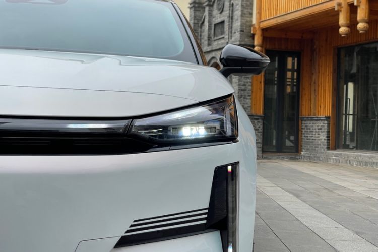 Used Geely Galaxy L6 2023 125km Starship