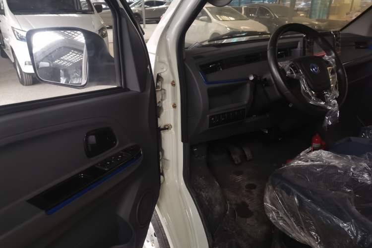 Used Dongfeng Yufeng EM27 2024 EM27L Eves Power 41.86 kWh
