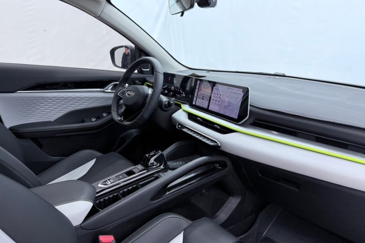 Used Geely Auto Coolray 2022 Bin Yue COOL 1.5TD DCT Hot Engine Edition Exterior 6