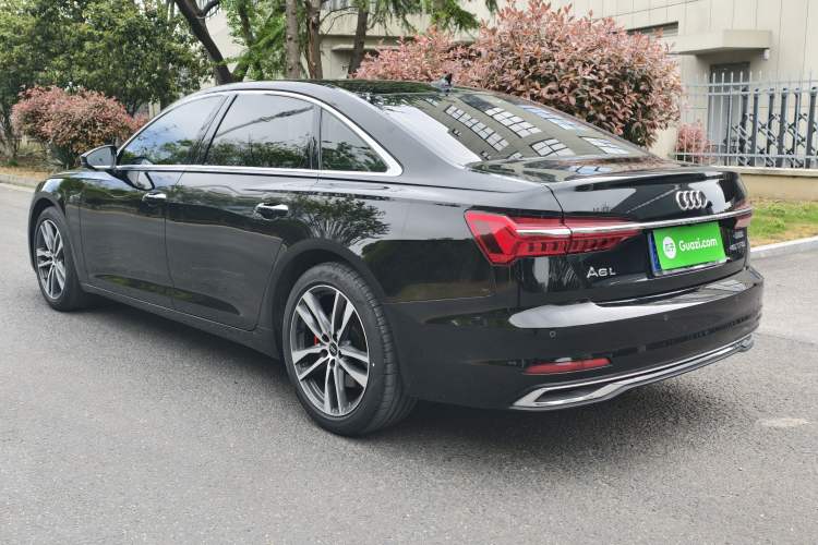 Used Audi A6L 2023 45 TFSI Prestige Elegant Edition
