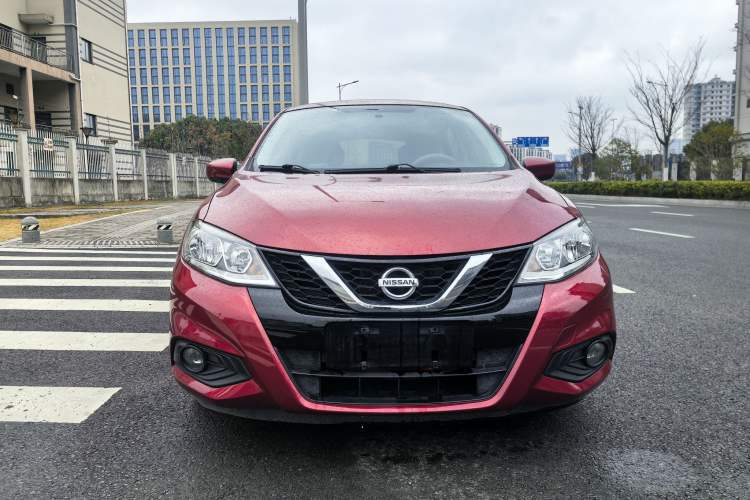 Used Nissan Tiida 2016 1.6L CVT Cool Dynamic Edition