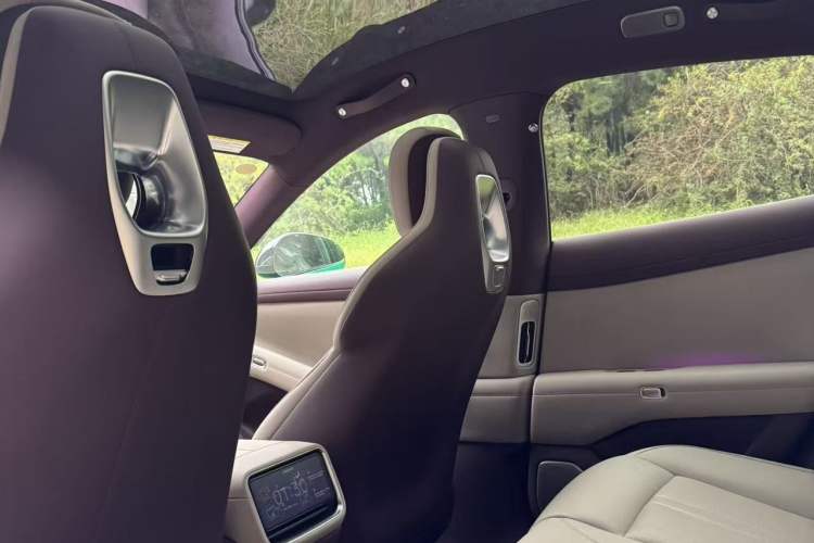 Used Xiaomi Auto YU7 2025 Ultra-Long Range Rear-Wheel Drive Version
