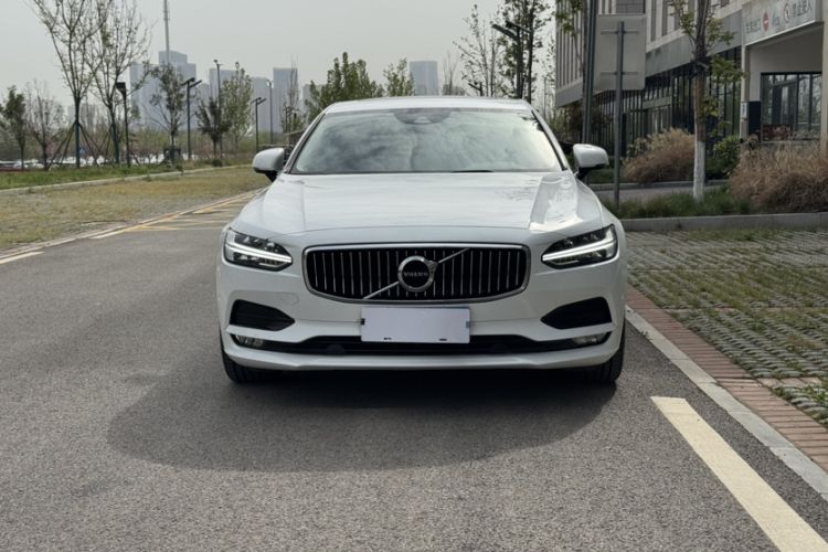 Used Volvo S90 2017 T5 Zhiyuan Edition
