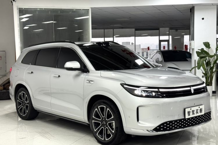 Used Hima AITO M7 2024 1.5T Intelligent Driving 4WD Ultra Version 6 Seats
