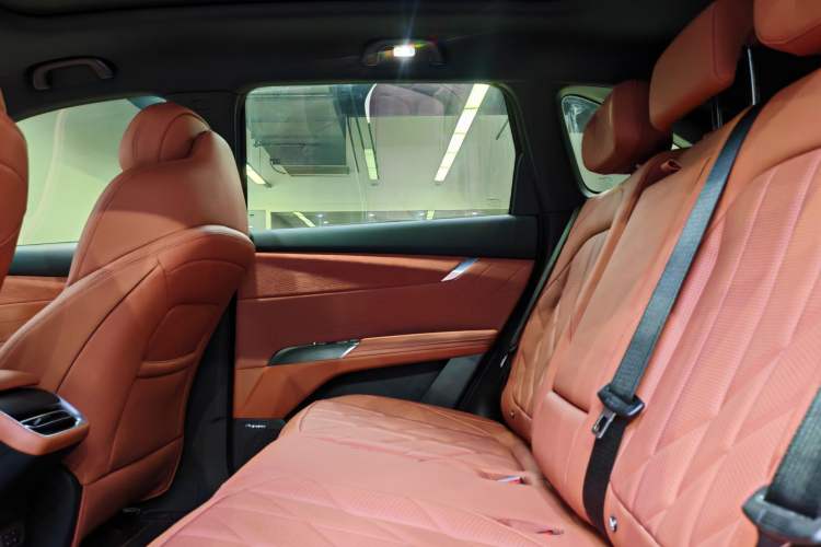 Used Changan CS75 PLUS 2025 4th Generation 1.5T New Blue Whale Smart Flagship Version