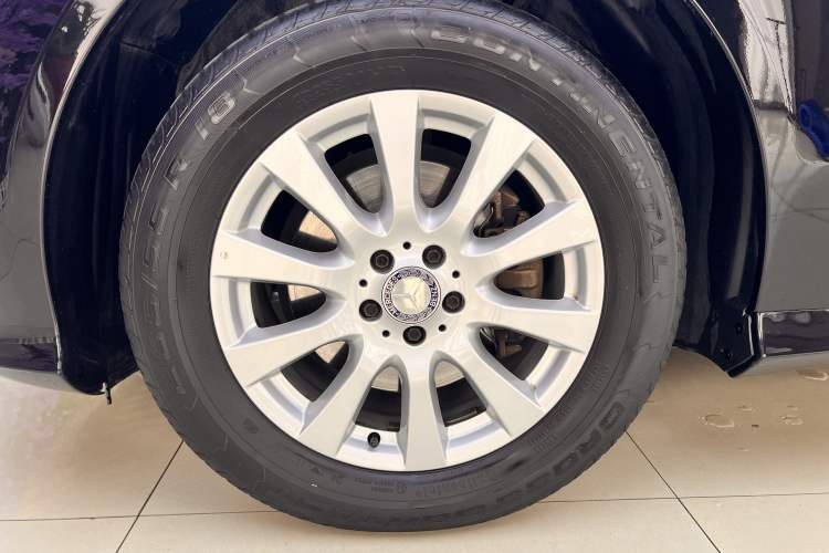 Used Mercedes-Benz R-Class 2017 R 320 4MATIC Business Edition Prestige Model
