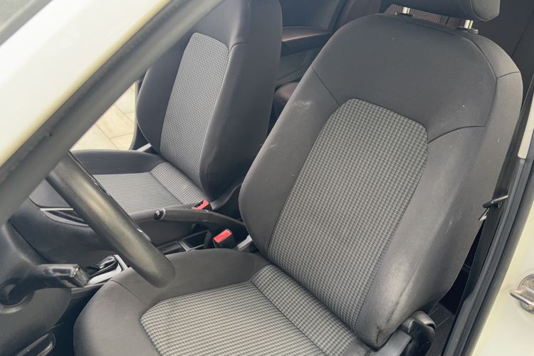 Used Volkswagen Santana 2016 1.6L Automatic Fashion Edition Left Front Seat