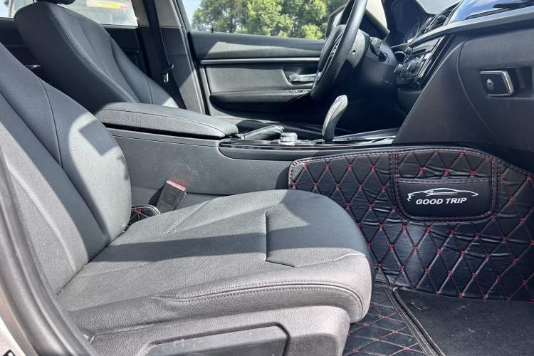 Used BMW 3 Series 2016 320Li Fashion Model
