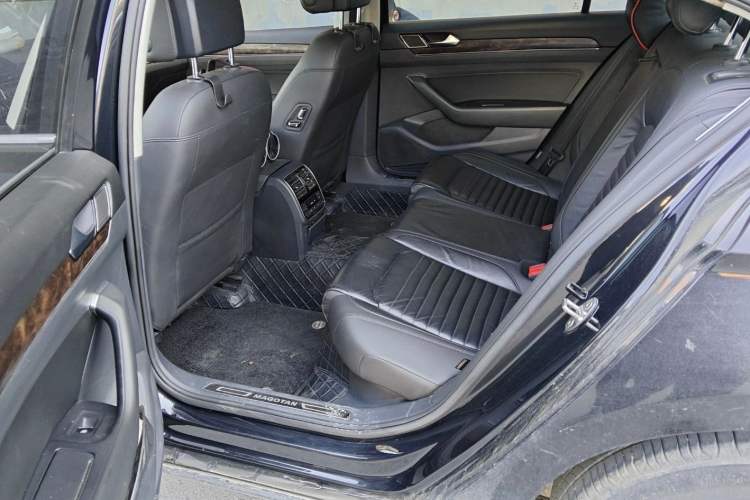 Used Volkswagen Magotan 2019 330TSI DSG Luxury Model China V Standard
