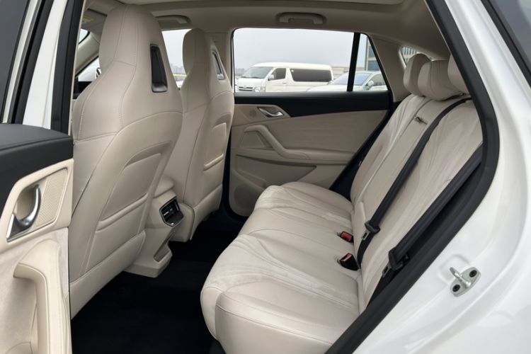 Used Roewe D5X DMH 2024 135 Tech Edition