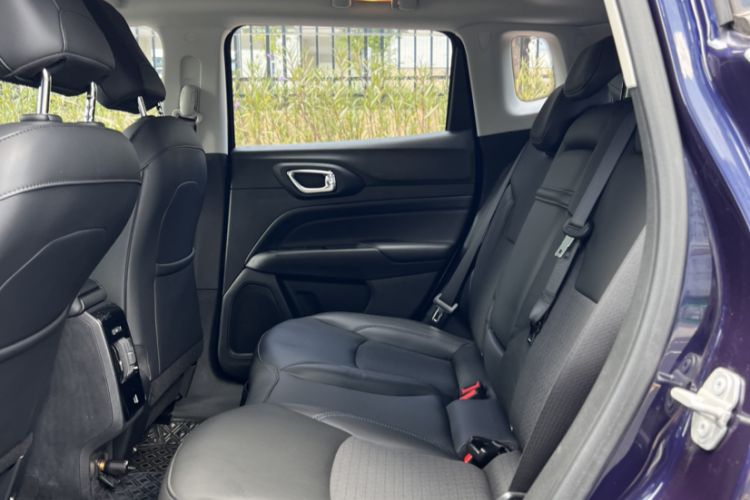 Used Jeep Compass 2021 220T Automatic Leading Edition
