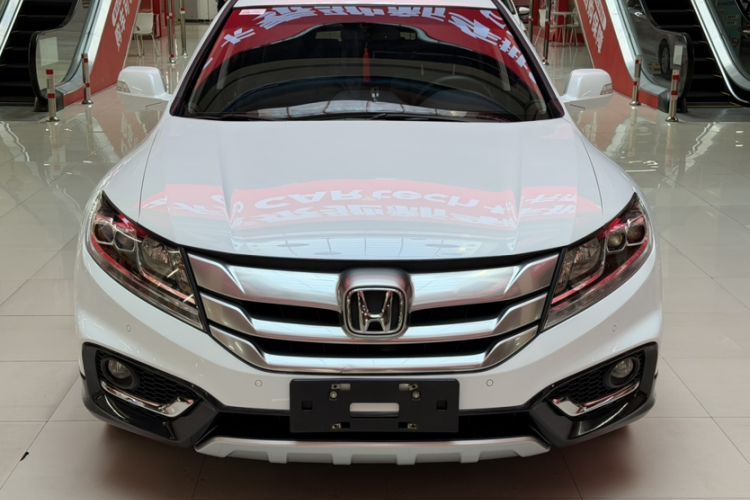 Used Honda Crosstour 2014 2.4L Luxury Edition
