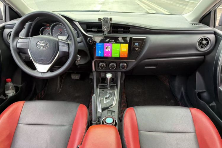 Used Toyota Corolla 2017 Revised Version 1.2T S-CVT GL Interior 4