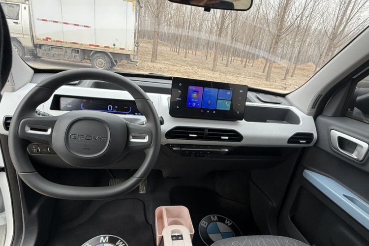 Used Geely Galaxy Panda 2024 Panda Mini 200km Endurance Bear