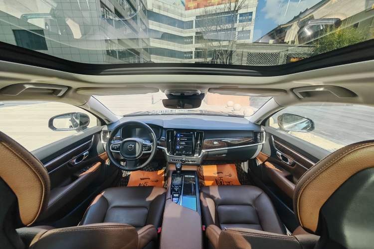 Used Volvo S90 2018 T5 Zhiyuan Edition
