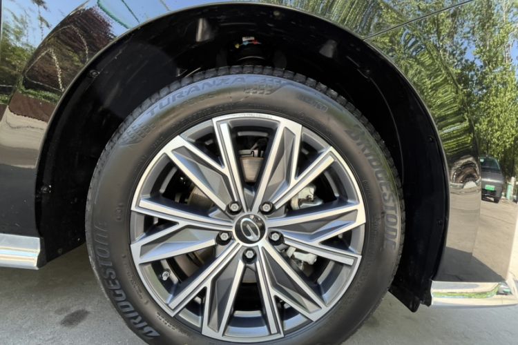 Used GAC Trumpchi M8 2024 Master Series 400T Prestige Edition Exterior 8