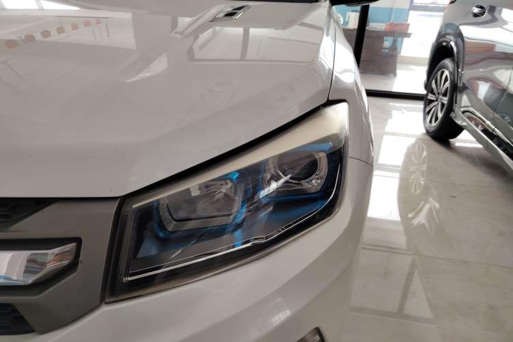 Used Changan CS75 2014 1.8T Automatic Prestige Model China IV Standard
