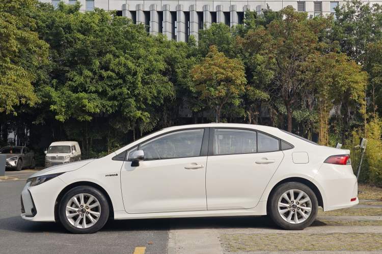 Used Toyota Corolla 2023 1.8L Smart Electric Hybrid Dual-Motor Elite Edition
