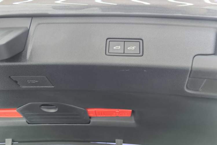 Used Volkswagen Touareg 2019 3.0 TSI RuiFeng Edition China V Standard Exterior 5