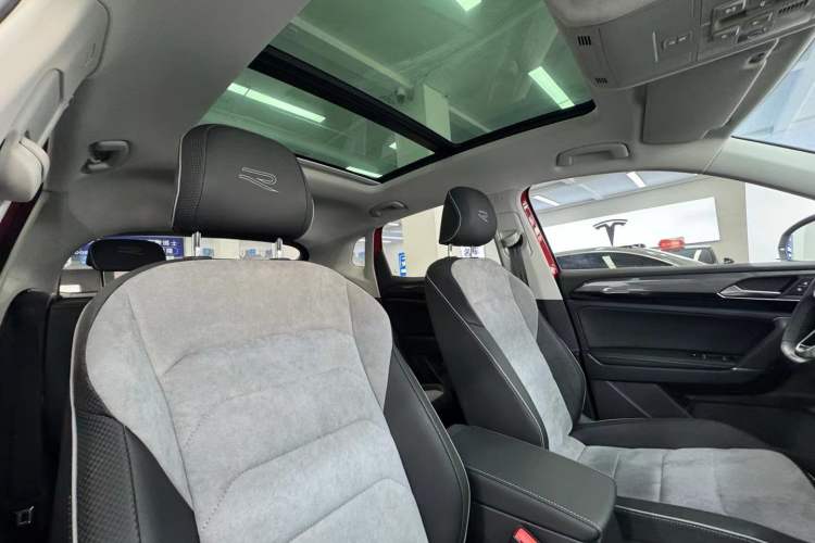 Used Volkswagen Tayron X 2020 330TSI Two-Wheel Drive Luxury Smart Connectivity Version