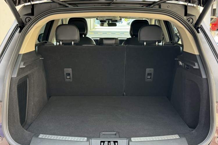 Used Lincoln Corsair 2023 2.0T Two-Wheel-Drive Luxury Edition