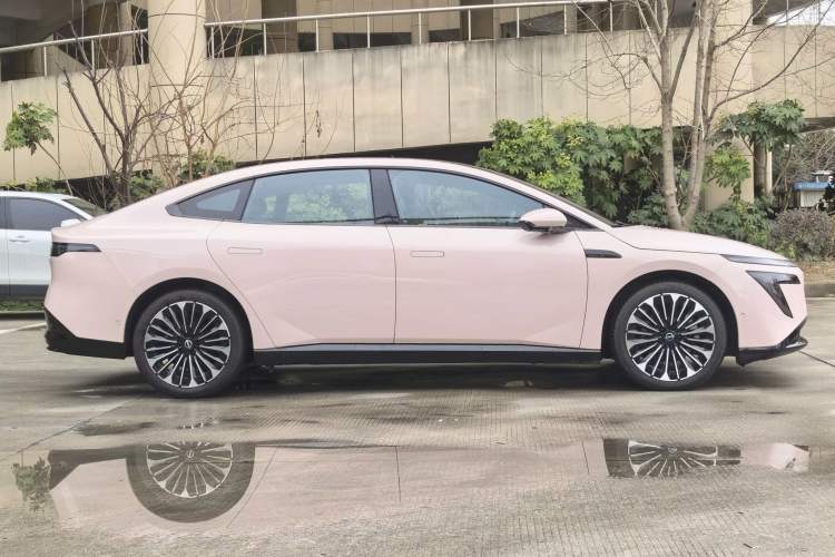 Used Nissan N7 2025 510 Max