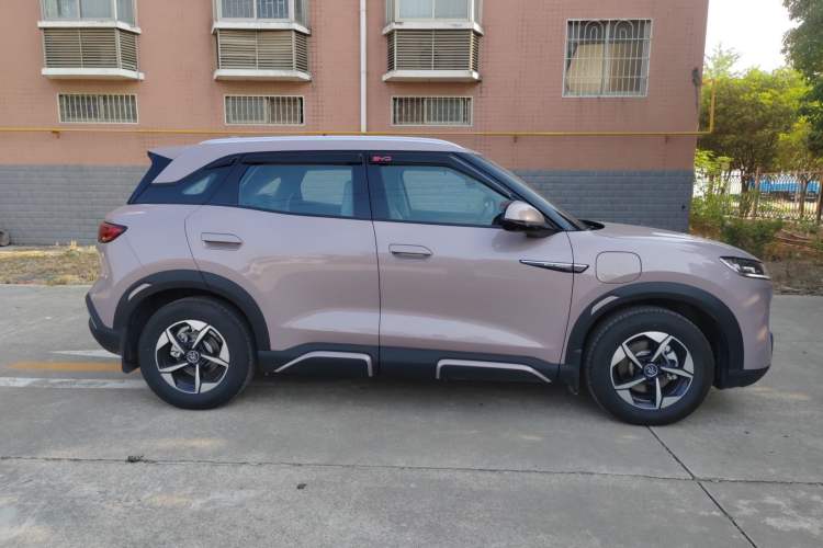 Used BYD Yuan UP 2024 401KM Beyond Edition Exterior 1