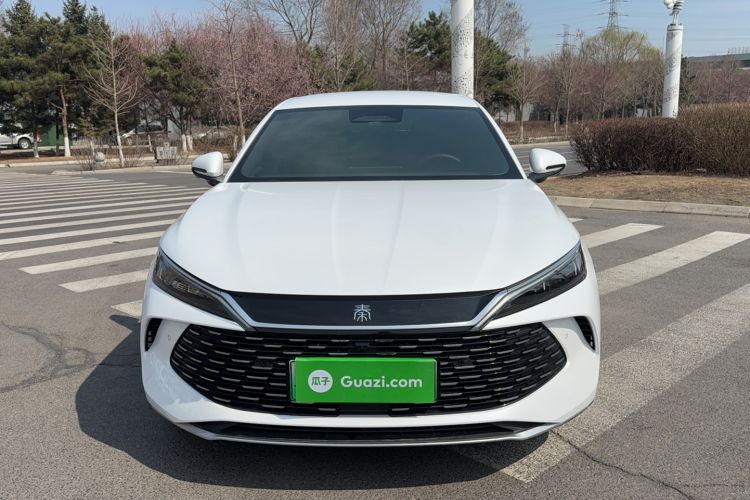 Used BYD Qin L 2025 DM-i Smart Drive 80KM Leading Model
