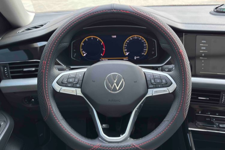 Used Volkswagen Passat 2026 Model, Outstanding 380TSI Xingkong Longteng Edition
