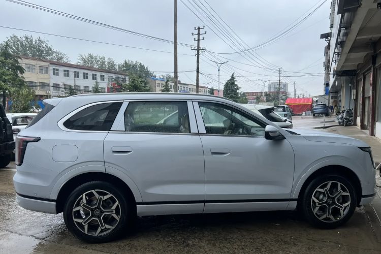 Used JETOUR Shanhai L7 Plus 2025 Model 220km Flagship 5-seater Exterior 3