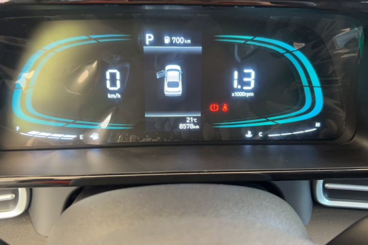 Used Hyundai Elantra 2023 1.5L CVT GLX Elite Edition Odometer Close Up