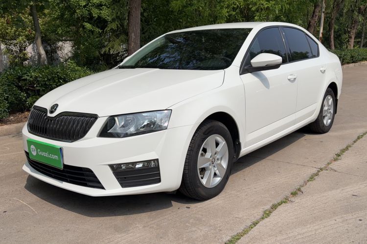 Used Skoda Octavia 2017 Classic Model 1.6L Manual Standard Edition