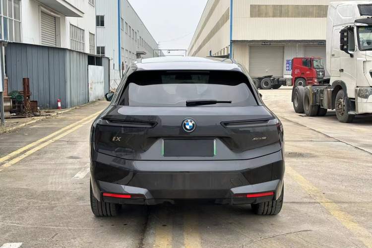 Used BMW iX 2022 xDrive40
