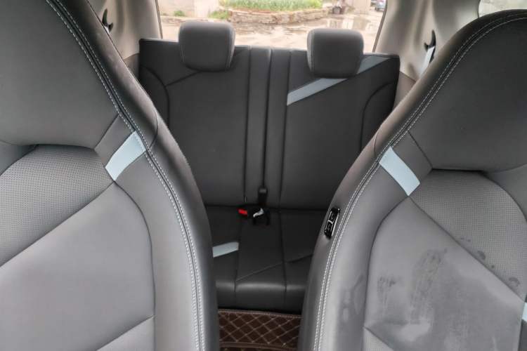 Used Chery New Energy Boundless Pro 2022 301km LingShou Edition Lithium Iron Phosphate
