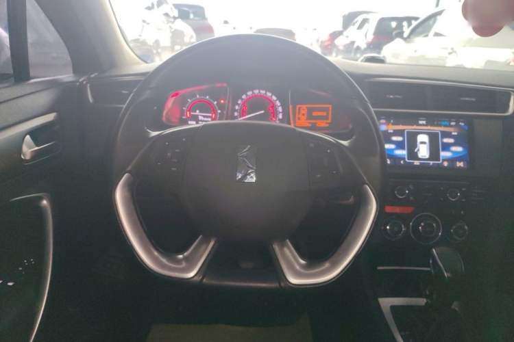 Used DS 5LS 2016 1.6T Style Edition THP160 Interior 2