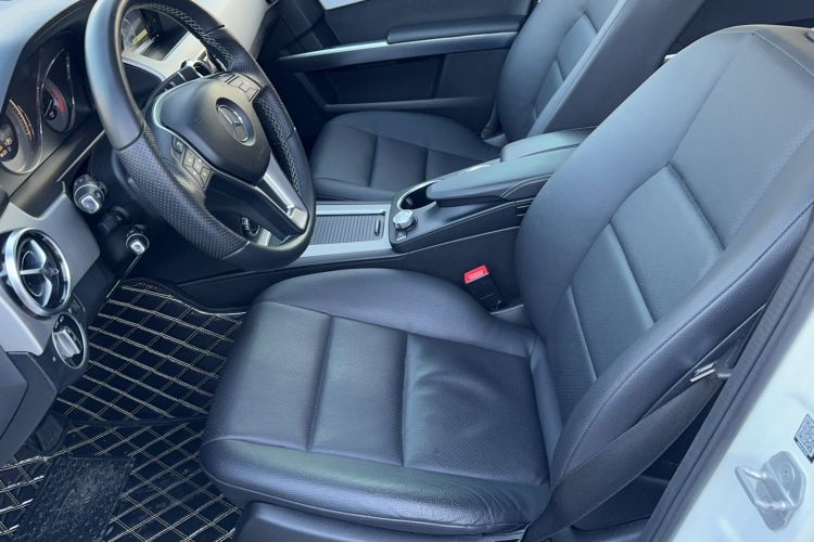 Used Mercedes-Benz GLK-Class 2014 GLK 260 4MATIC Dynamic Model
