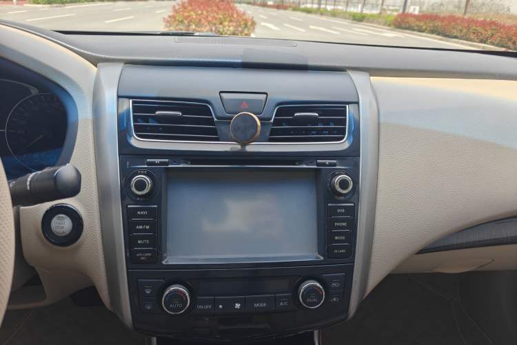 Used Nissan Teana 2013 2.0L XL Comfort Edition
