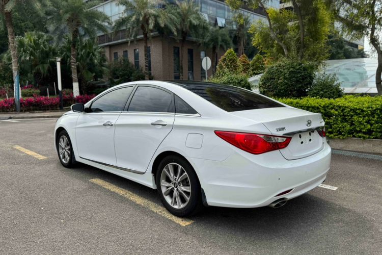 Used Hyundai Sonata 2014 2.4L Automatic Leading Edition China V Standard
