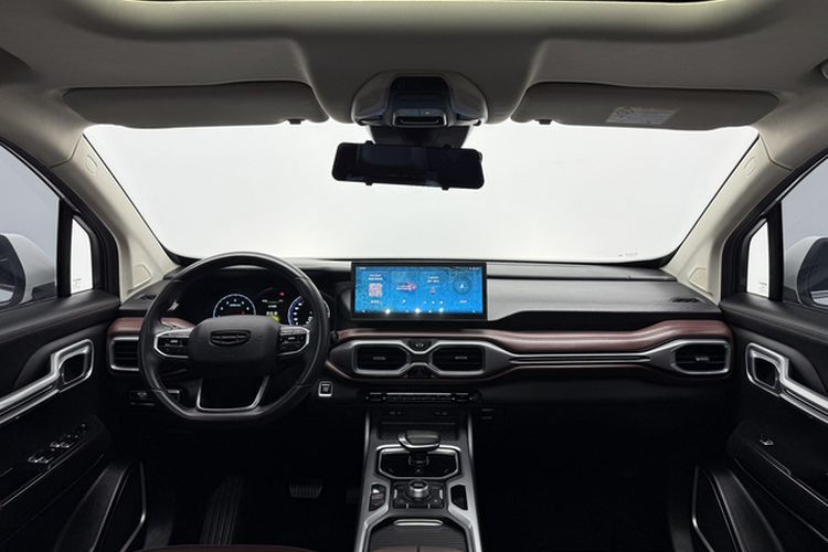 Used Geely Auto Haoyue 2022 1.8TD DCT Luxury 7-Seater Interior 4