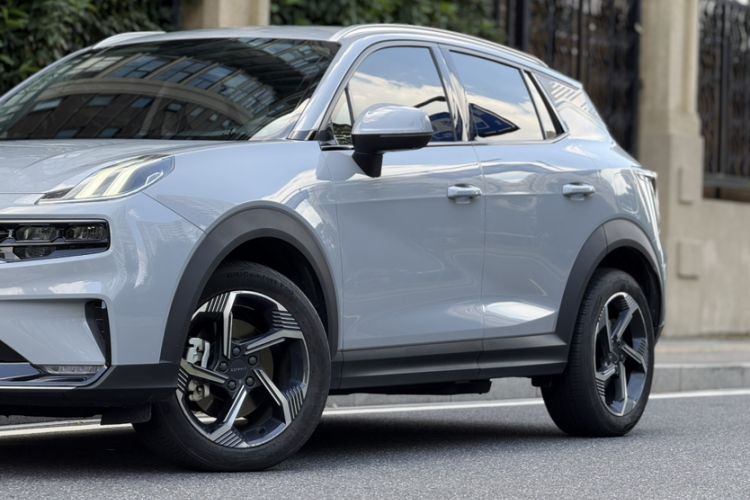 Used Lynk & Co 06 EM-P 2022 PHEV 84 km Range Pro Version