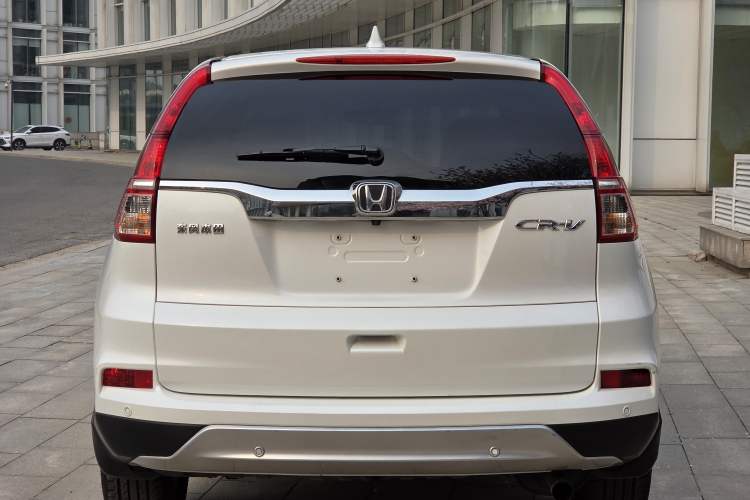 Used Honda CR-V 2015 2.4L two-wheel drive luxury version
