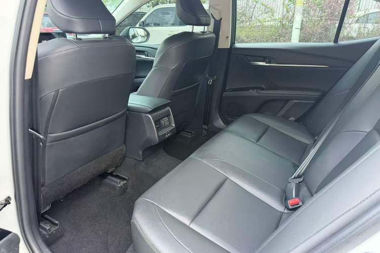 Used Toyota Camry 2024 2.0E Elite Edition
