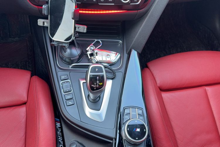 Used BMW 3 Series GT 2020 320i M Sport Night Edition
